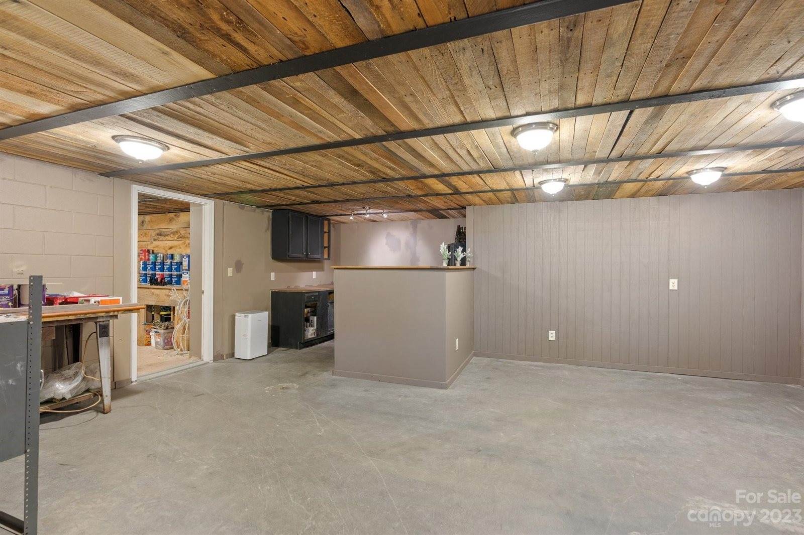 336 Carter Lane, Marshall, NC 28753