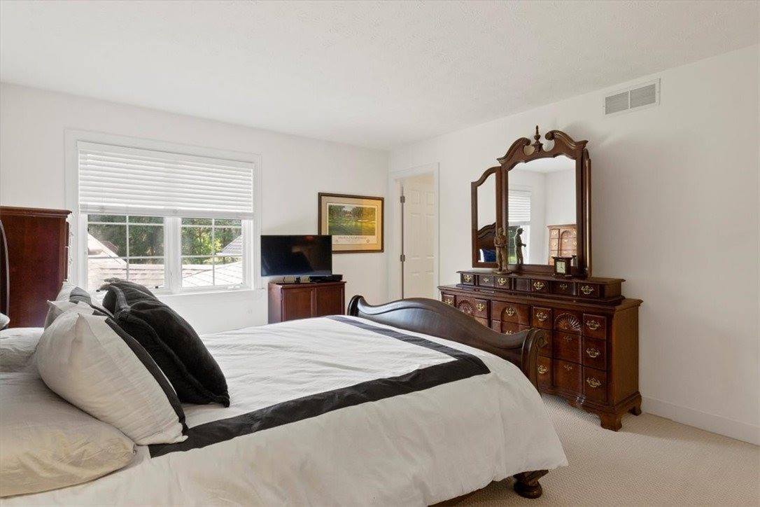 594 Eleanor Road, Victor, NY 14564