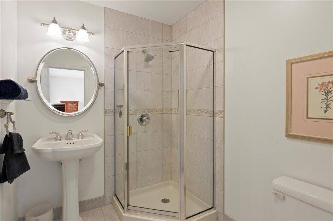 594 Eleanor Road, Victor, NY 14564