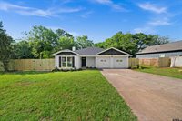 10588 Clear Cove Dr, Tyler, TX 75703