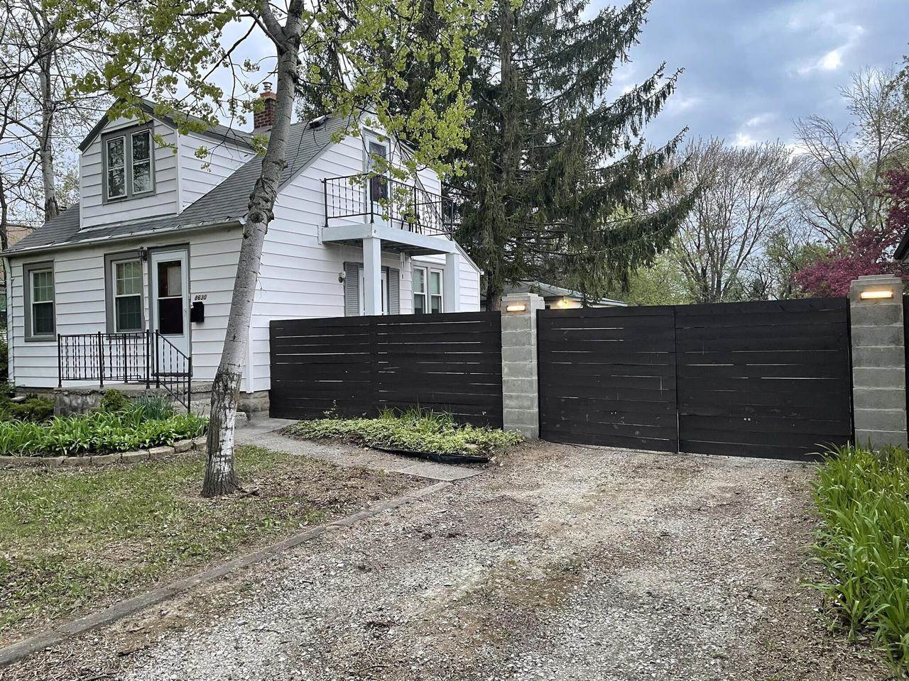 8630 W Lancaster AVENUE, Milwaukee, WI 53225