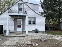 8630 W Lancaster AVENUE, Milwaukee, WI 53225