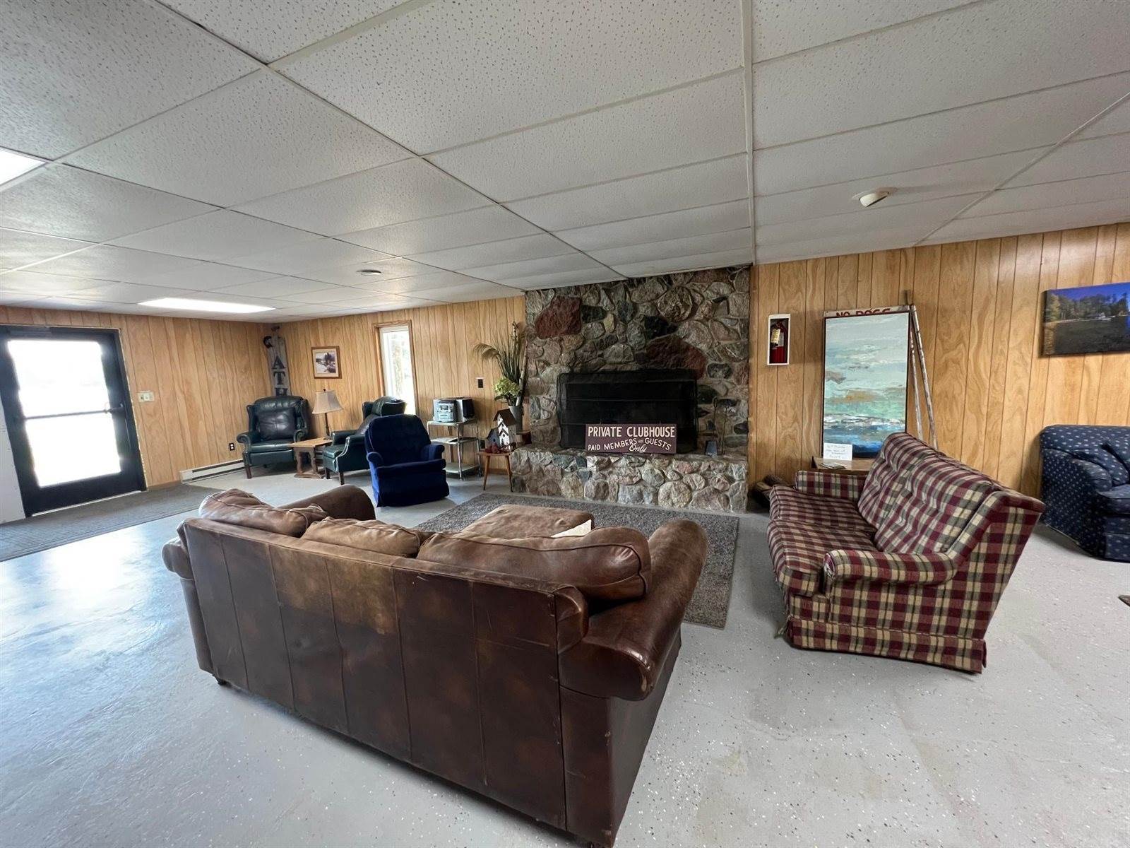 8200 Meadow Lake Road SW, Meadowbrook Township, MN 56466