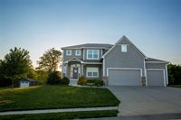704 Buckeye Lane, Pleasant Hill, MO 64080