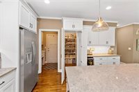 704 Buckeye Lane, Pleasant Hill, MO 64080