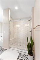 704 Buckeye Lane, Pleasant Hill, MO 64080