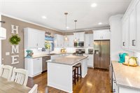 704 Buckeye Lane, Pleasant Hill, MO 64080