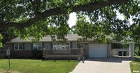 236 13TH Street, Silvis, IL 61282