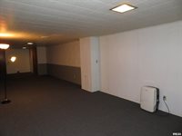 236 13TH Street, Silvis, IL 61282