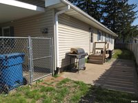 236 13TH Street, Silvis, IL 61282