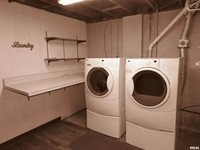 236 13TH Street, Silvis, IL 61282