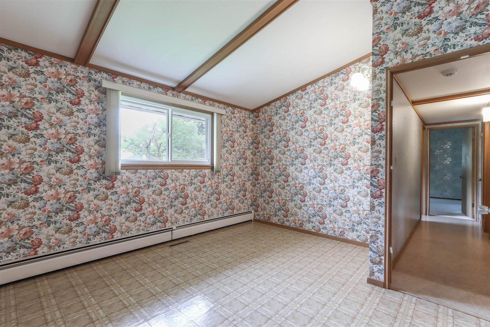 738 W Poplar Street, Plainfield, WI 54966