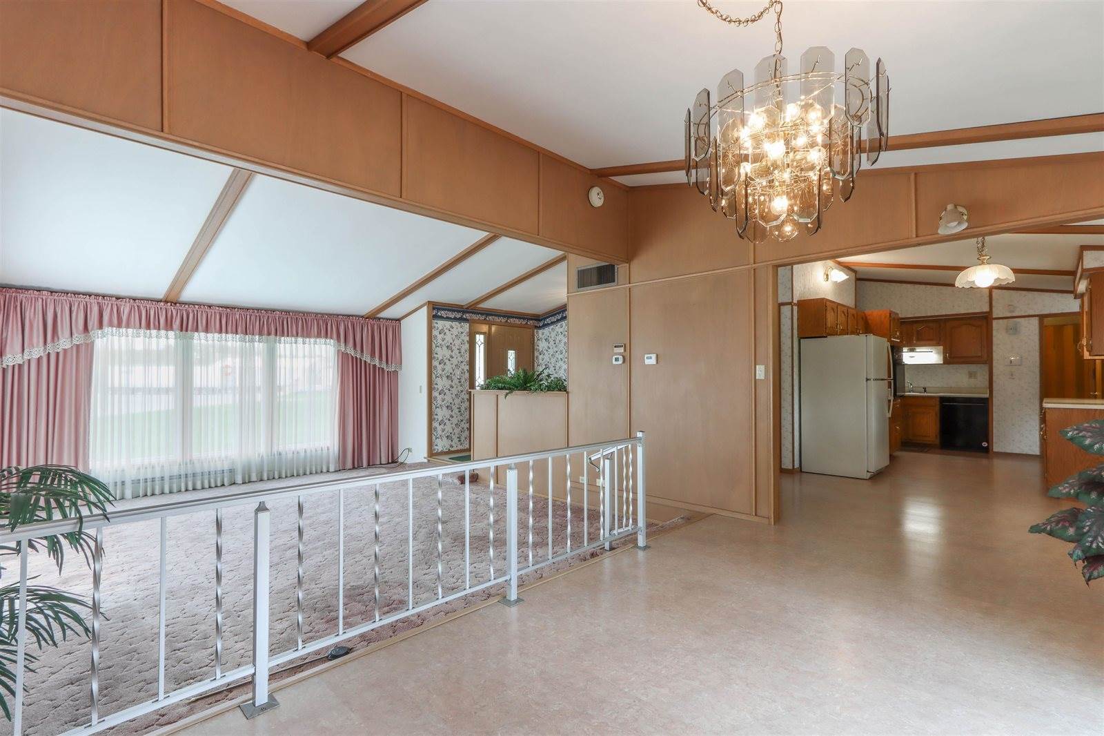 738 W Poplar Street, Plainfield, WI 54966