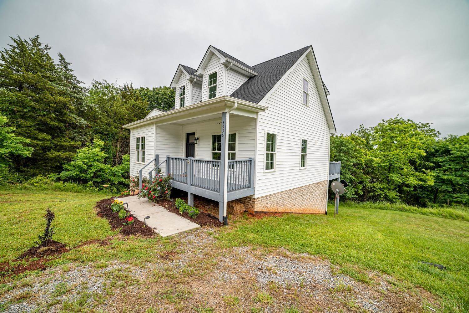 3936 Coffee Road, Forest, VA 24551