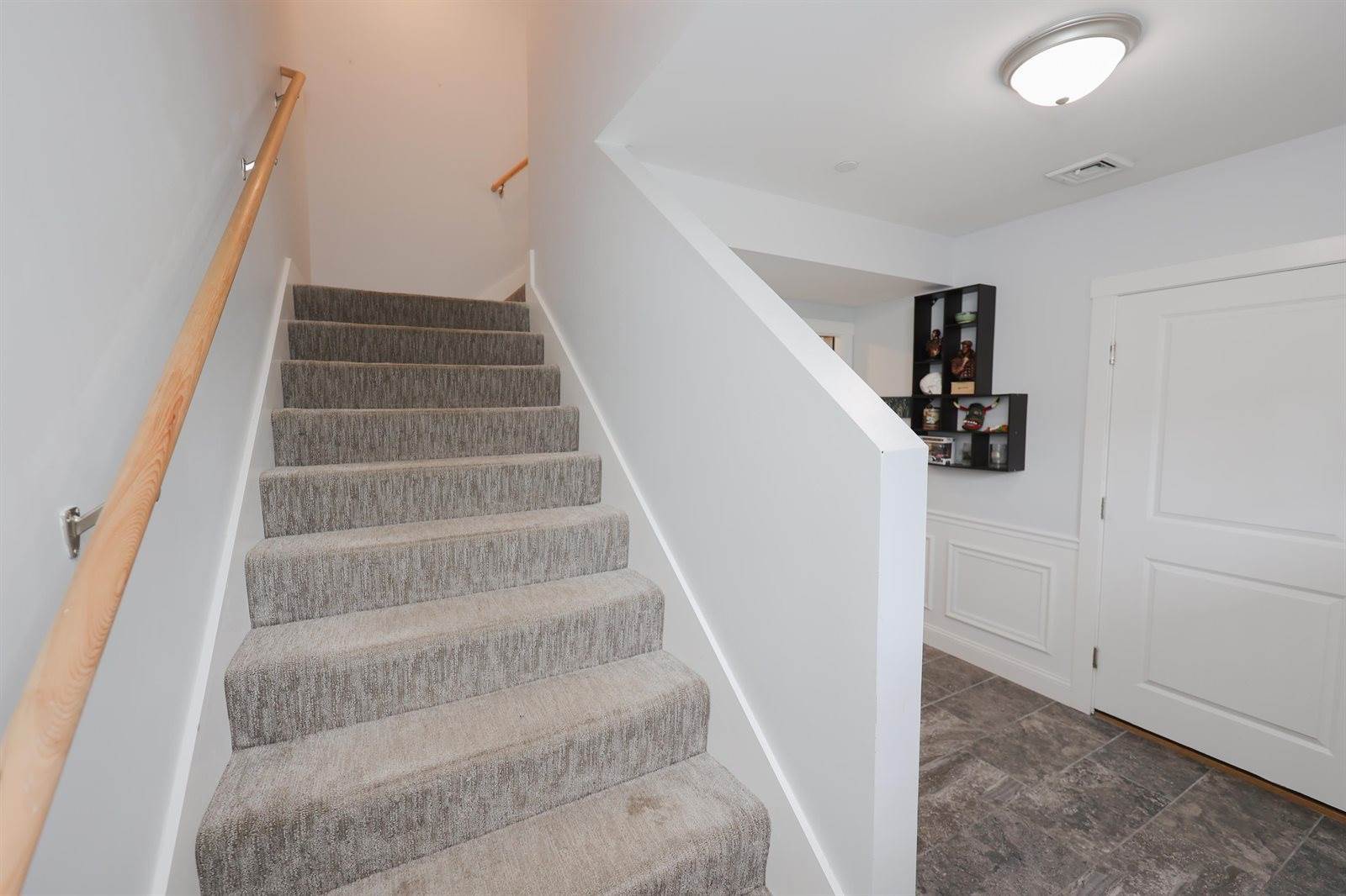 19 Waterford Drive, Raymond, NH 03077