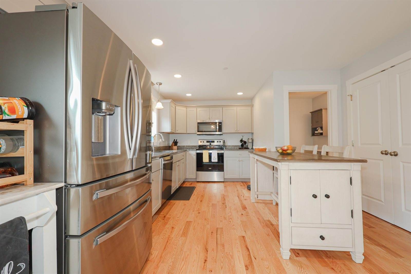 19 Waterford Drive, Raymond, NH 03077