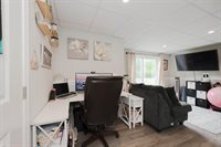 19 Waterford Drive, Raymond, NH 03077