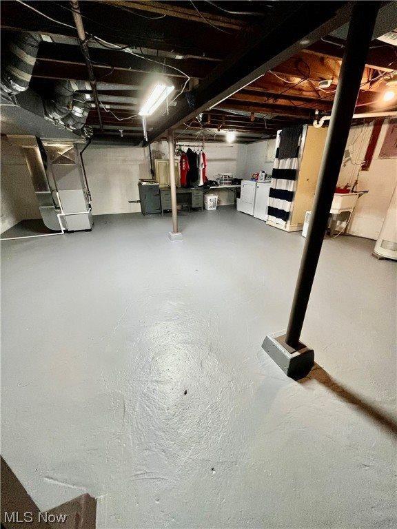 126 East Woodland Avenue, Columbiana, OH 44408