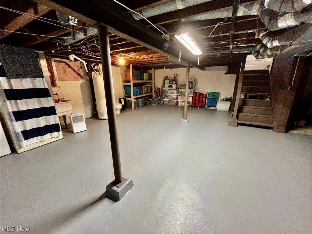 126 East Woodland Avenue, Columbiana, OH 44408