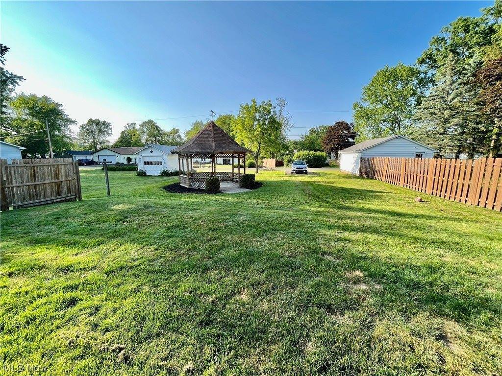 126 East Woodland Avenue, Columbiana, OH 44408