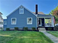 126 East Woodland Avenue, Columbiana, OH 44408