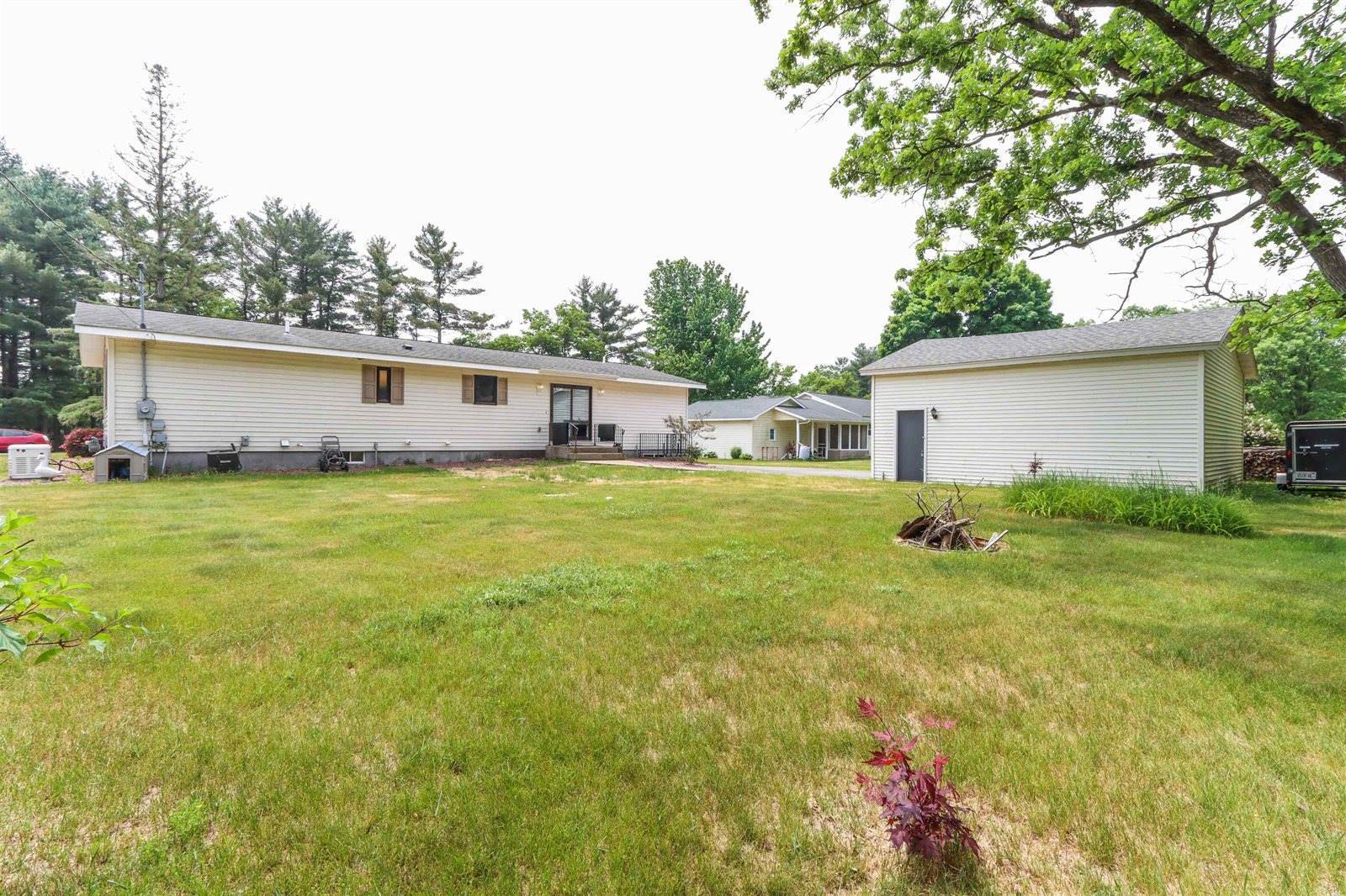 5931 N Park Road, Wisconsin Rapids, WI 54494