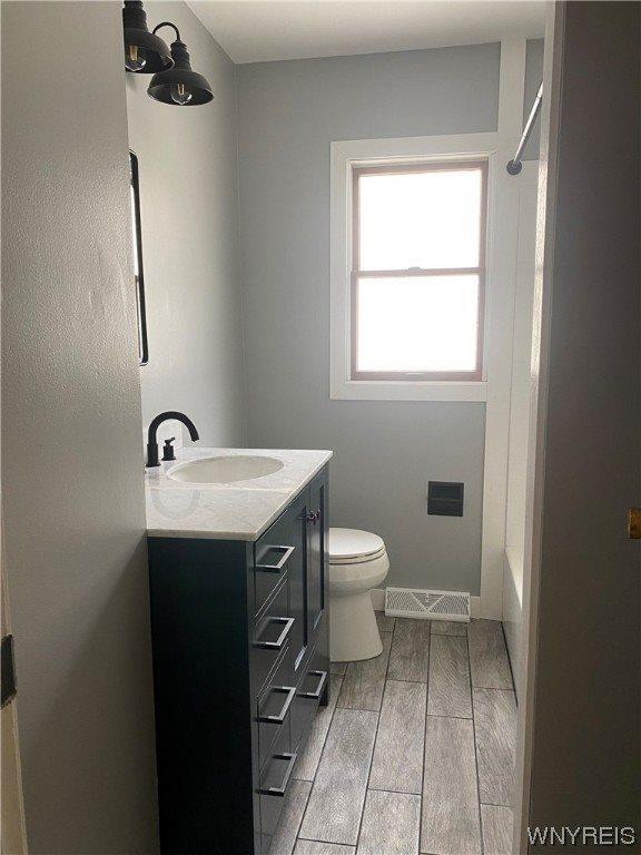 18 Clark Street, Lancaster, NY 14086