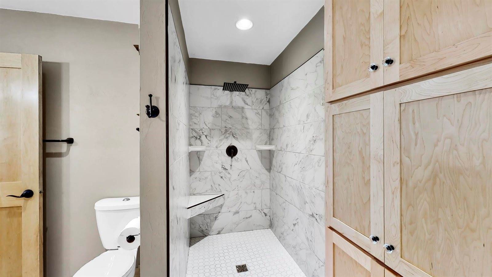 653 North Main Street, Oconto Falls, WI 54154