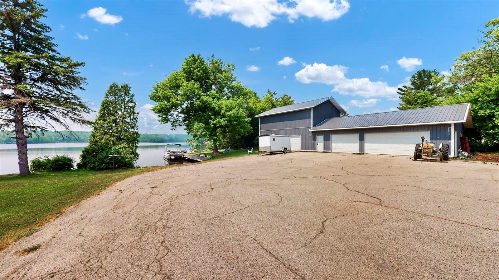 653 North Main Street, Oconto Falls, WI 54154