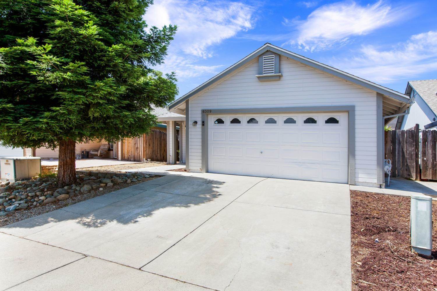 6309 elkhorn manor, Rio Linda, CA 95673