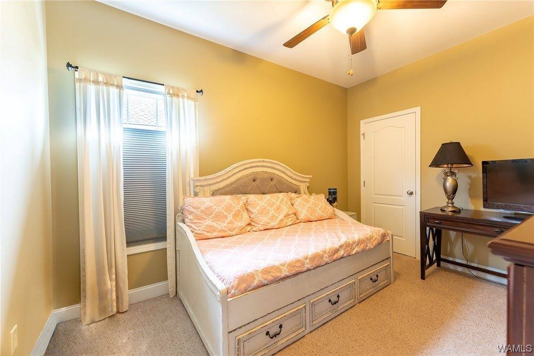 13822 Highland Pointe Drive, Northport, AL 35475