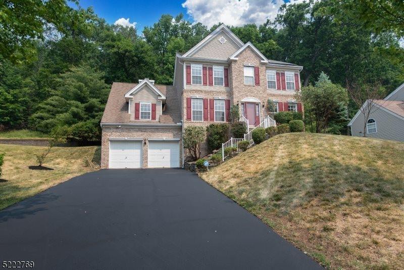 230 W End Ave, Green Brook Township, NJ 08812