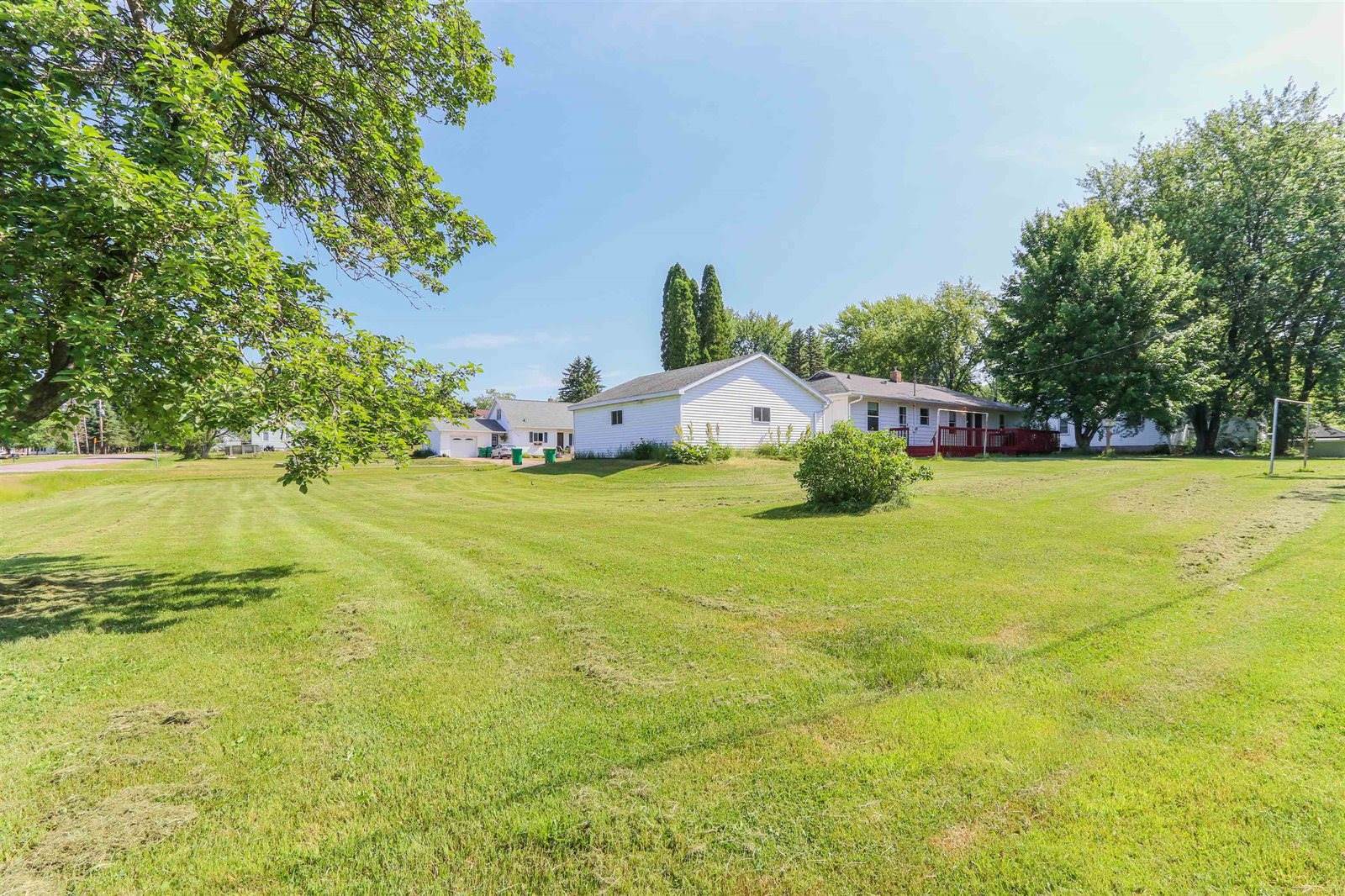 1577 1st Street North, Rudolph, WI 54475