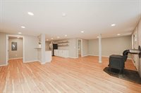 17 Ferndale Road, Raymond, NH 03077