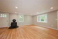 17 Ferndale Road, Raymond, NH 03077