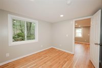 17 Ferndale Road, Raymond, NH 03077