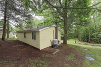 17 Ferndale Road, Raymond, NH 03077