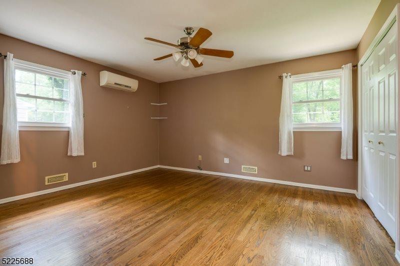 78 Robbins Ave, Berkeley Heights, NJ 07922