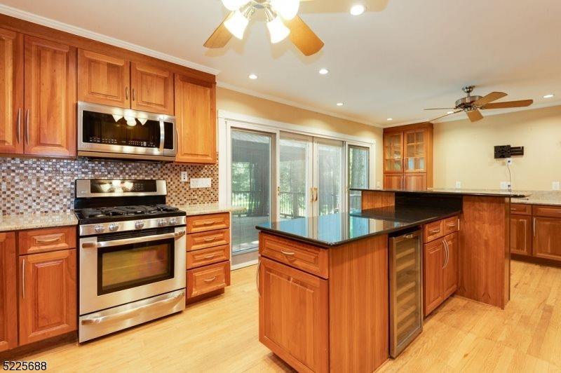 78 Robbins Ave, Berkeley Heights, NJ 07922