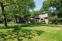 78 Robbins Ave, Berkeley Heights, NJ 07922