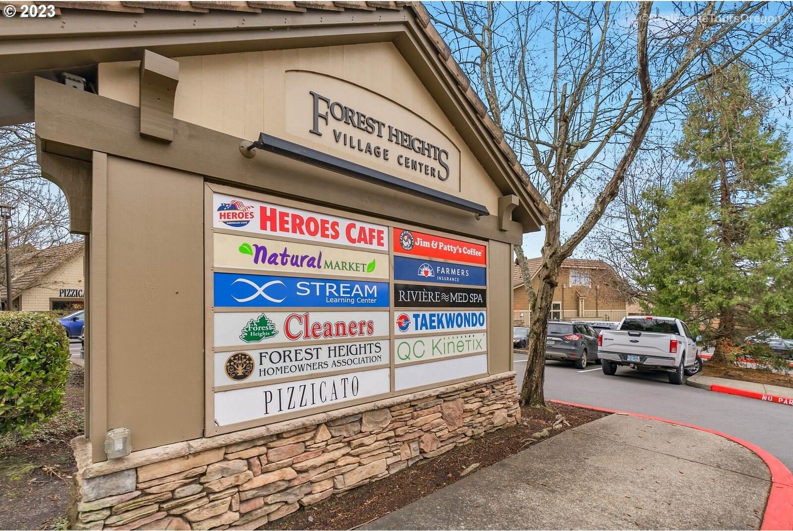 10264 NW Edgewood Dr, Portland, OR 97229