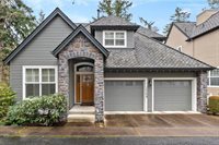 10264 NW Edgewood Dr, Portland, OR 97229