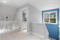 10264 NW Edgewood Dr, Portland, OR 97229