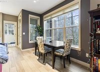 10264 NW Edgewood Dr, Portland, OR 97229