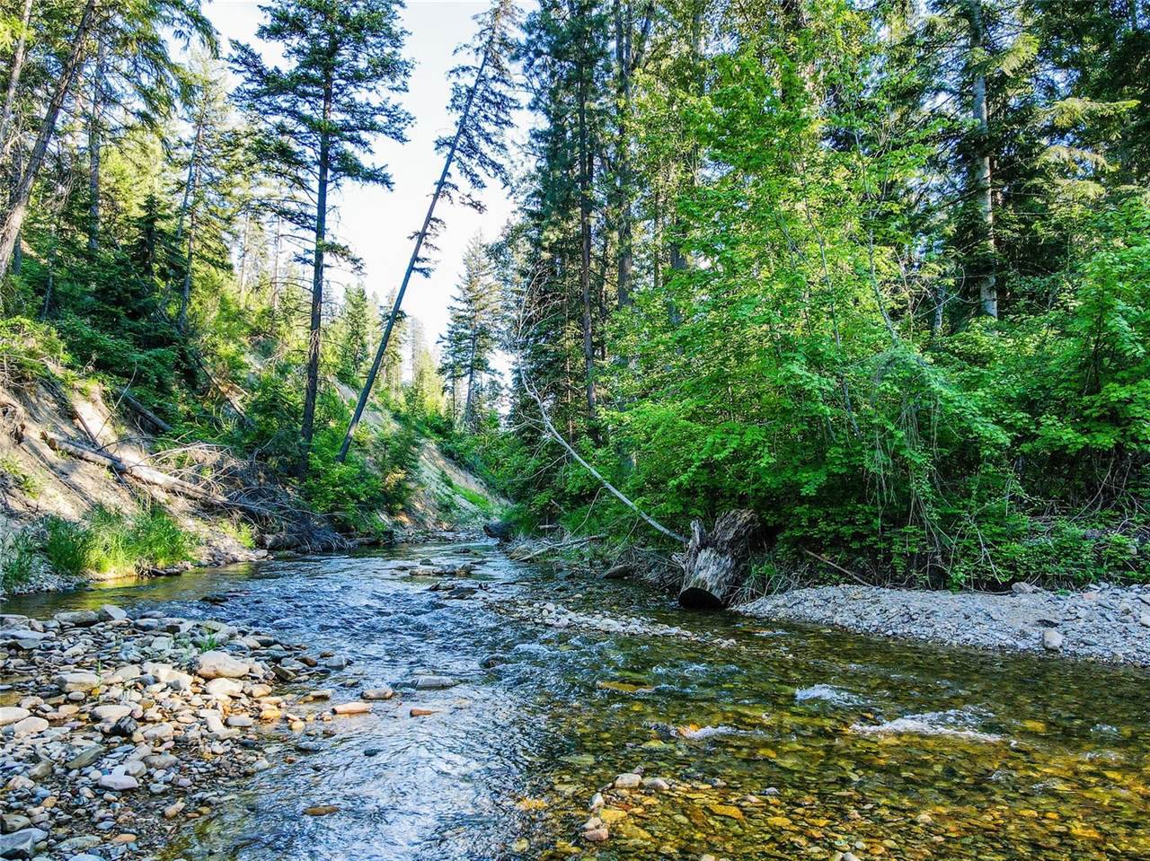 8640 Farm To Market Road, Libby, MT 59923