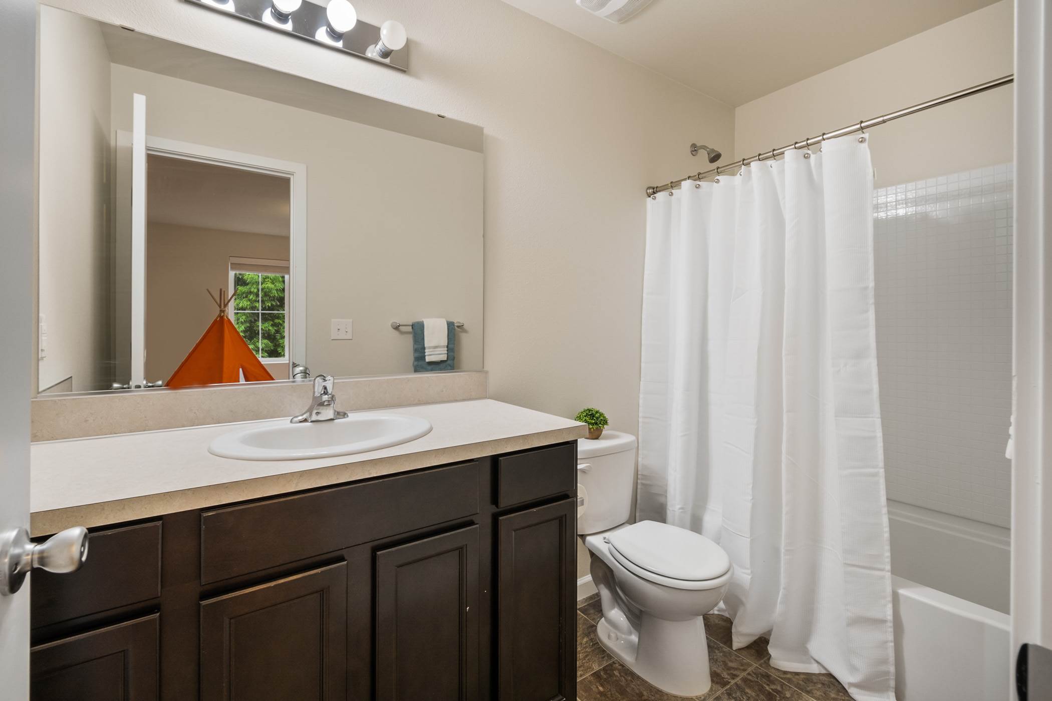 6941 Alta Vista Drive SE, Tumwater, WA 98501