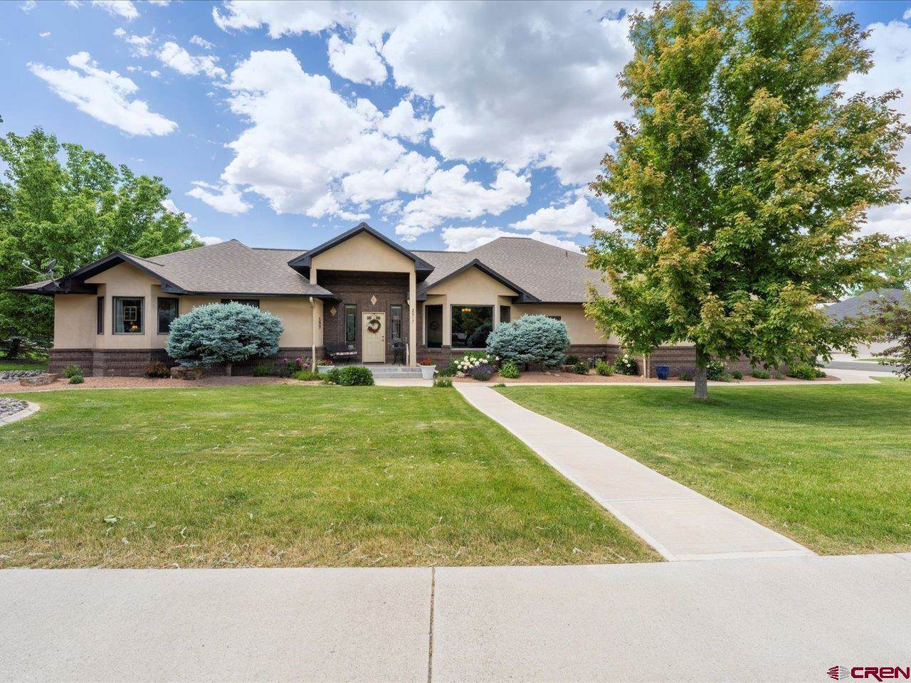 2017 Brook Way, Montrose, CO 81403