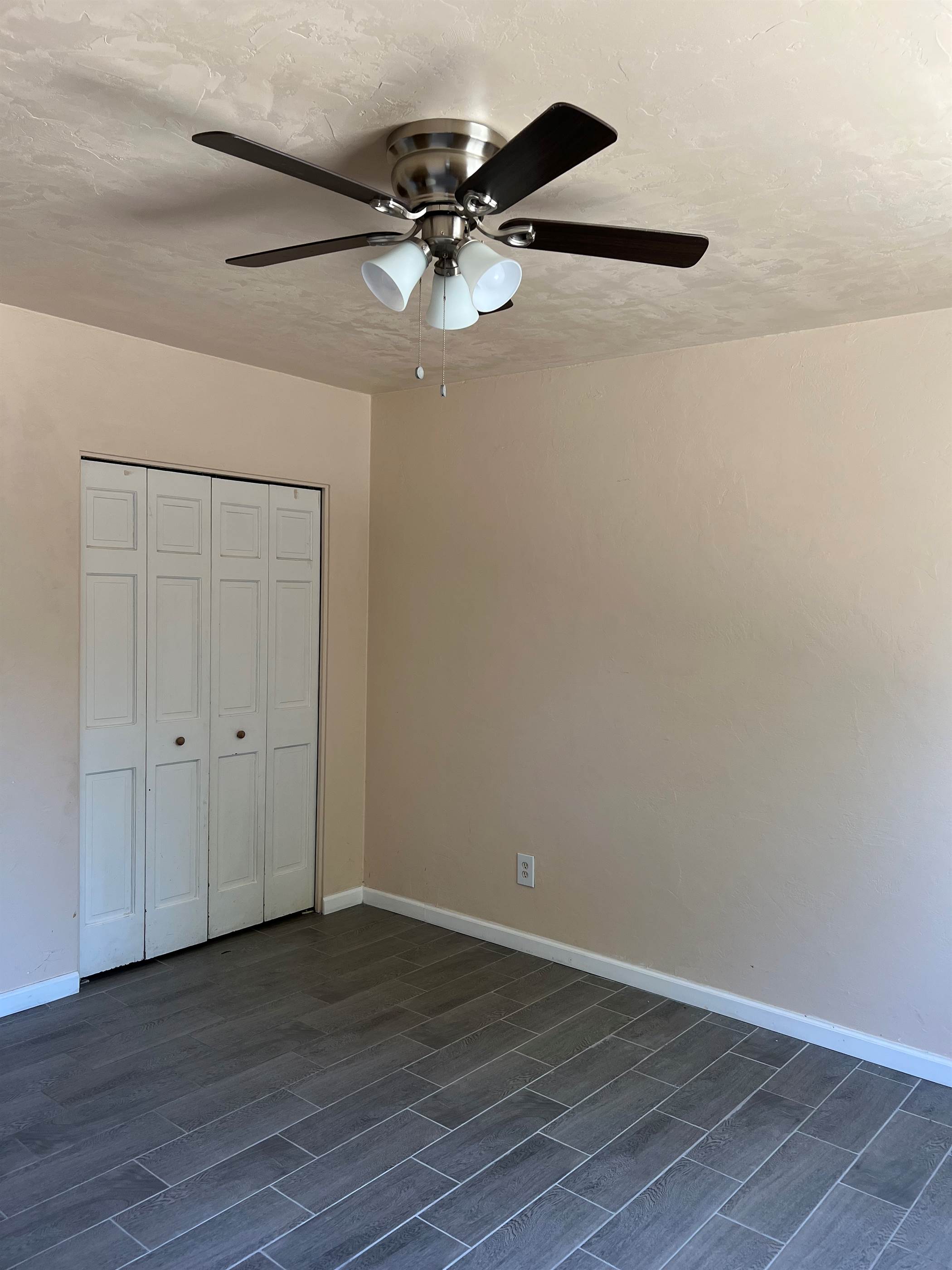 2126 E Montana Dr, Tucson, AZ 85706