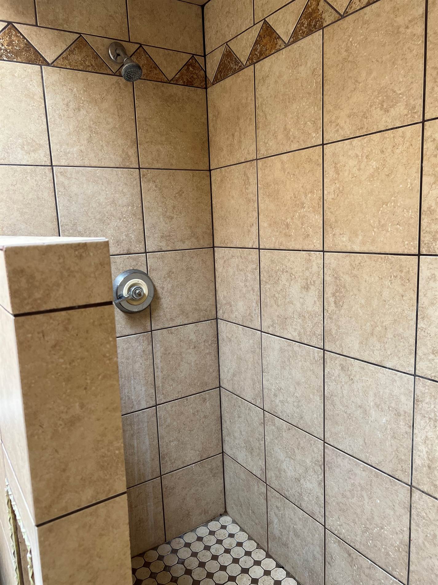 2126 E Montana Dr, Tucson, AZ 85706