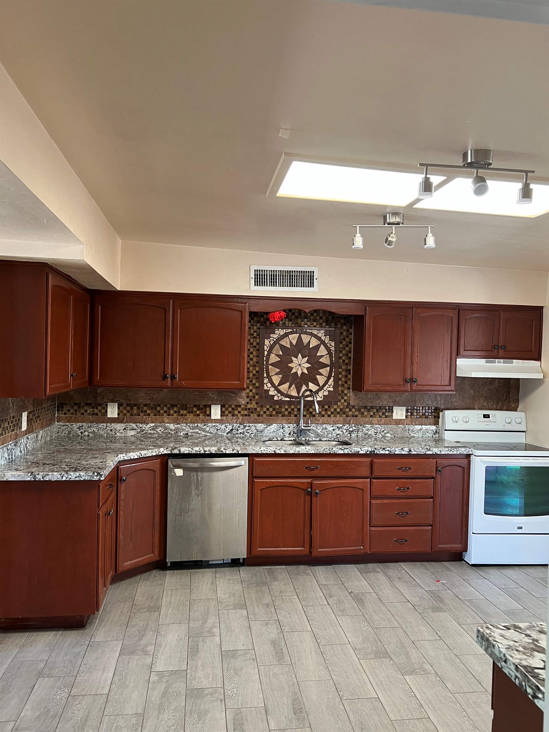 2126 E Montana Dr, Tucson, AZ 85706